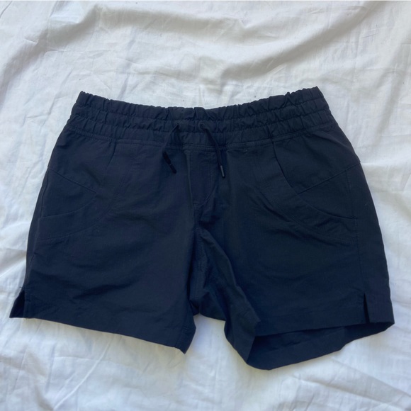 MEC outdoor shorts - Picture 1 of 6